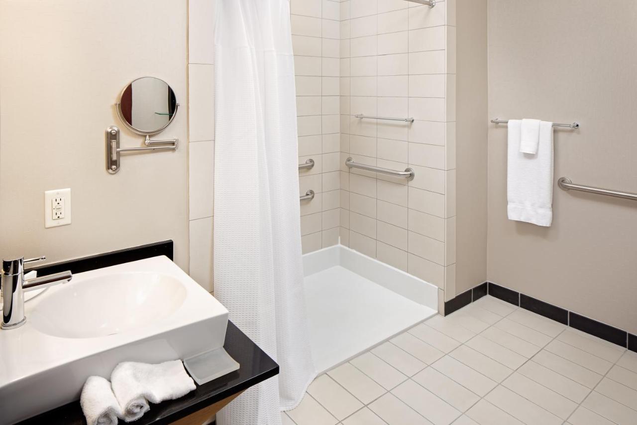 Springhill Suites By Marriott Green Bay Exteriör bild